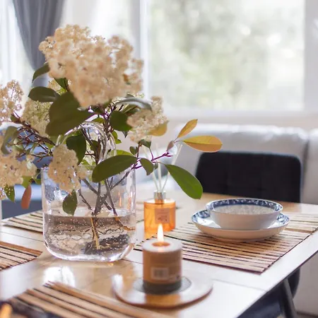 Ingrit Gjoni アパート