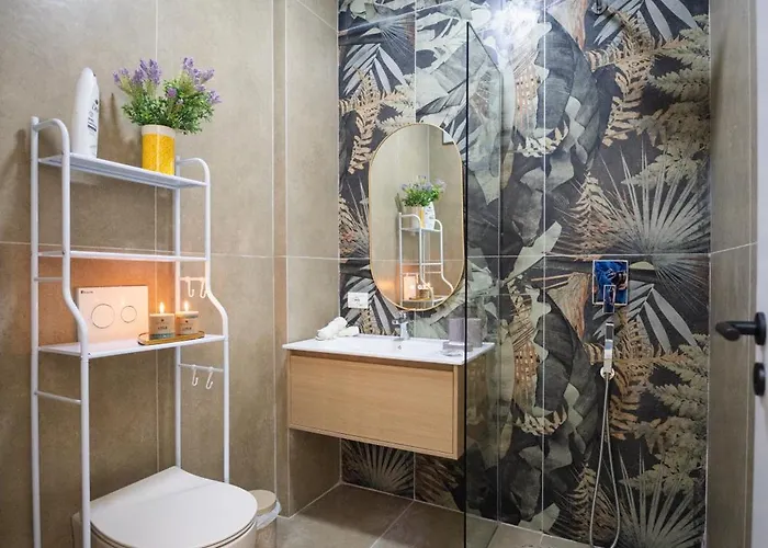 Ingrit Gjoni Daire *